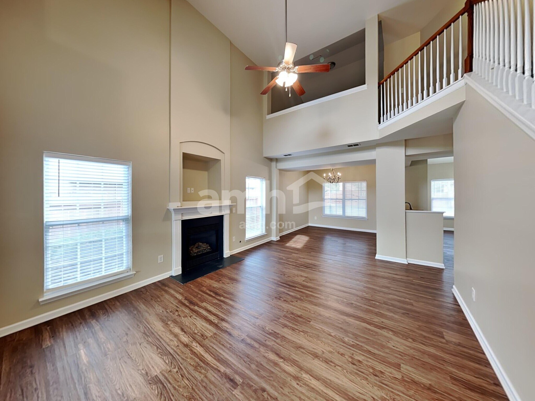 Building Photo - 7472 Riverland Dr