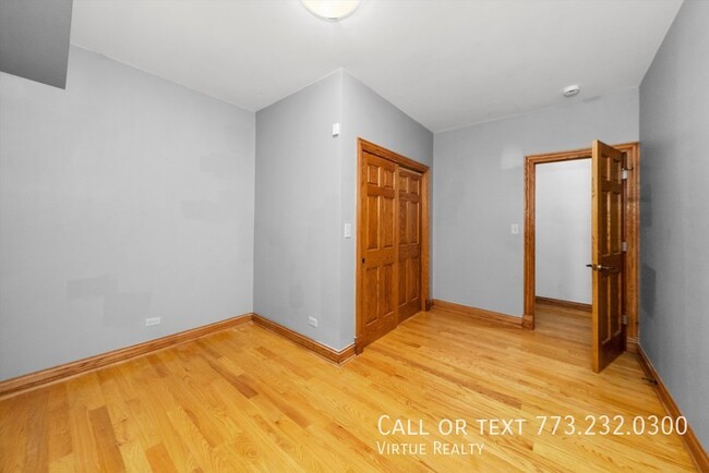 Building Photo - Historic Home in the Heart of Pilsen FOR RENT