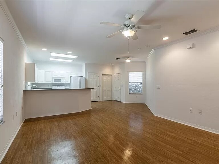 Building Photo - 4847 NW 78th Rd