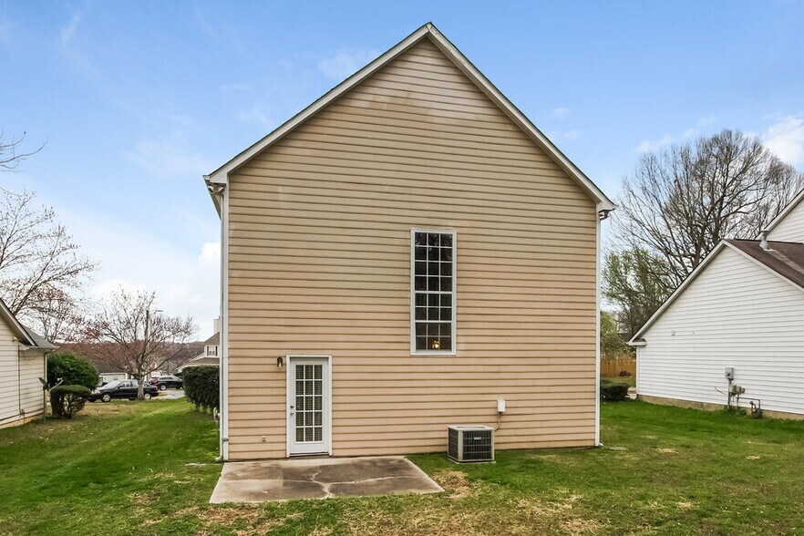 Building Photo - 9603 Mary Juan Ln