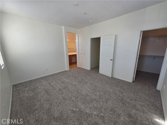 Building Photo - 2035 E Harvard Privado