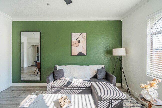 Building Photo - 2155 S 55th St