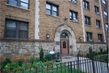 Building Photo - 1457 Park Rd NW