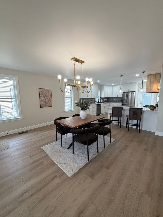 Building Photo - Beautiful Home in the Heart of Columbus