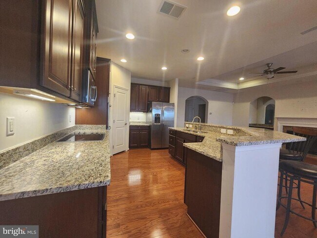 Building Photo - 12 Whistling Duck Dr