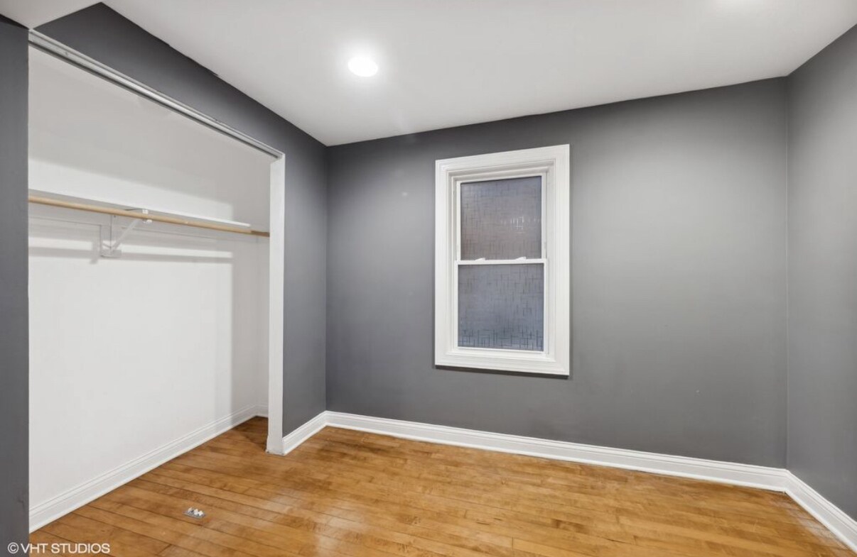 Building Photo - 2831 S Saint Louis Ave