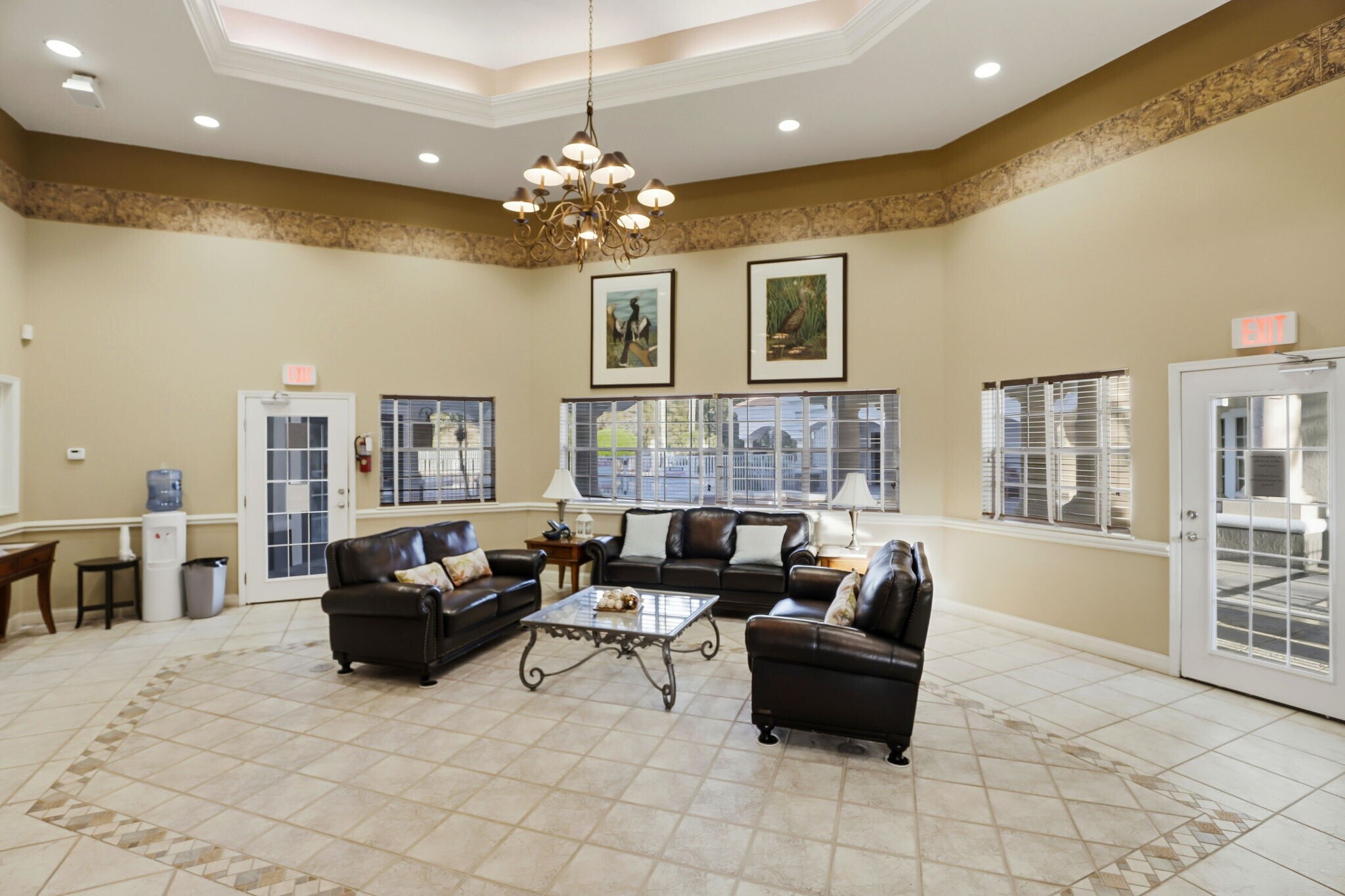 Building Photo - 13839 Fairway Island Dr