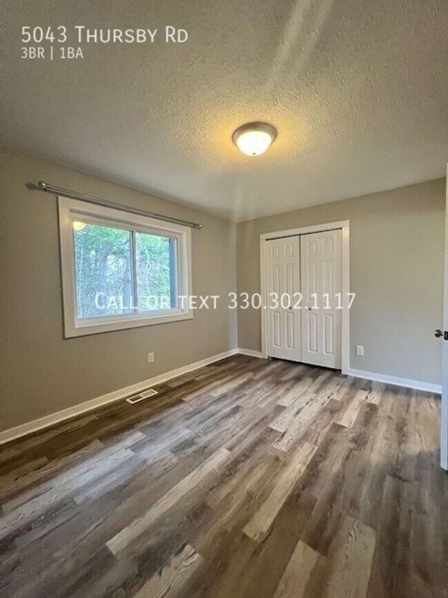 Building Photo - 5043 Thursby Rd