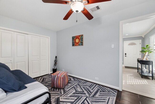 Building Photo - 4907 Marietta Ln