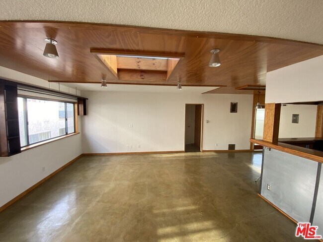 Building Photo - 1524 10th St