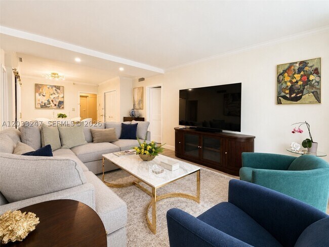 Building Photo - 5700 Collins Ave