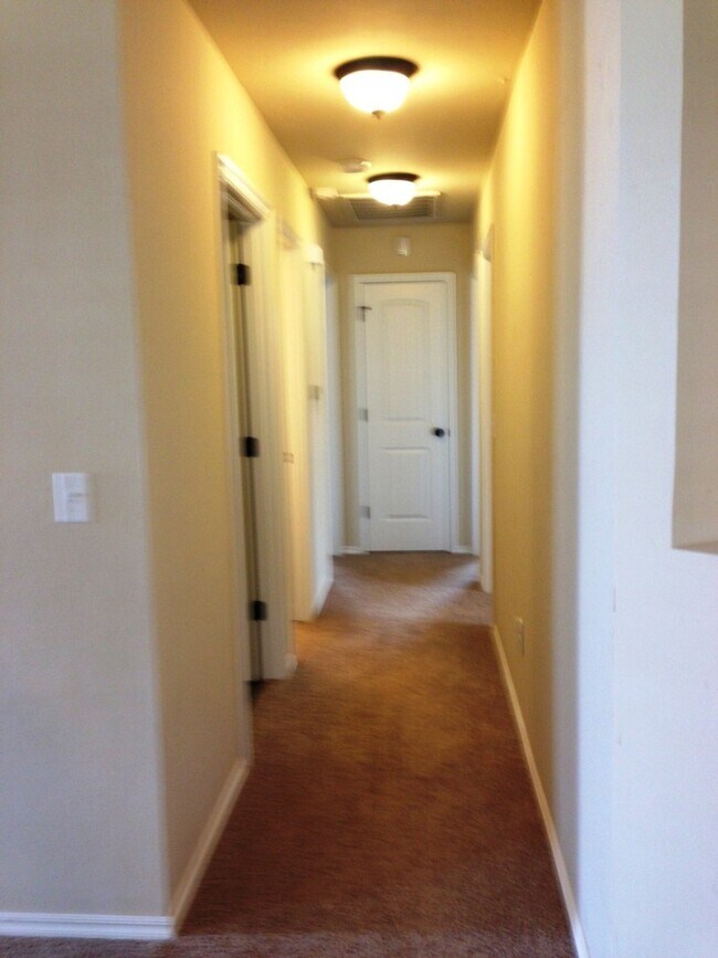 Building Photo - 3 Bedroom home in Deer Creek ISD - Montagu...