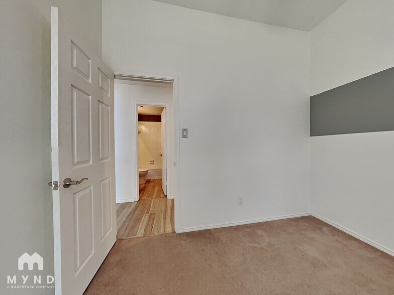 Building Photo - 951 Freshwood Ct