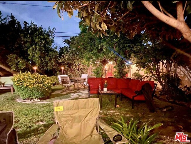 Building Photo - 5944 Irvine Ave