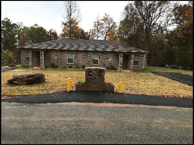Building Photo - 6455 Lilac Dr