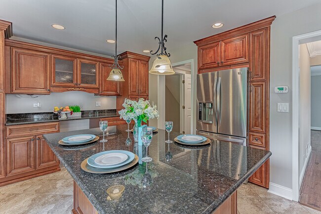 Building Photo - 1490 Paisley Ct