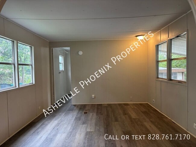 Building Photo - 443 N Louisiana Ave