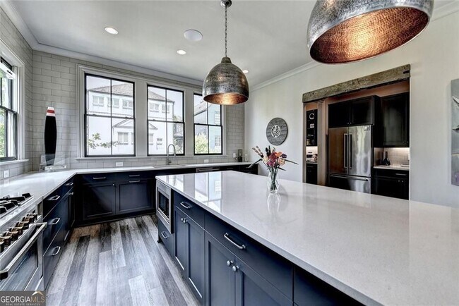 Building Photo - 2555 Brook Run