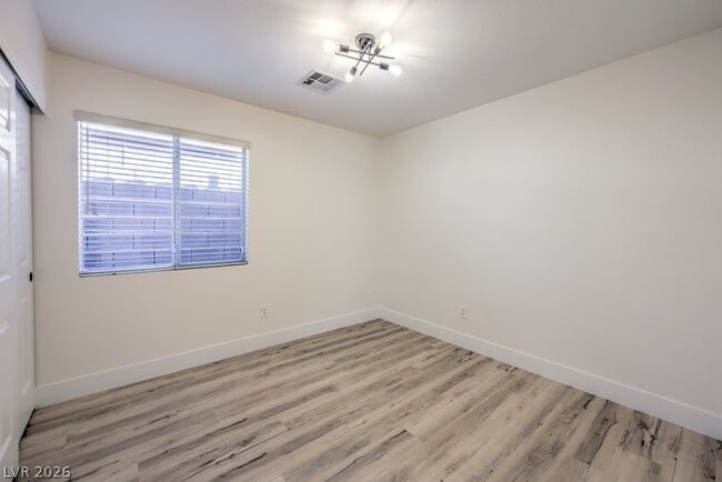 Building Photo - 3227 Velvet Rose St