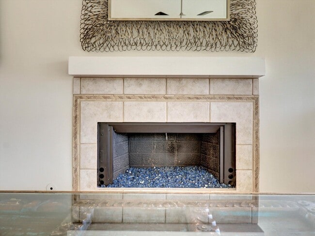 Building Photo - 77897 Woodhaven Dr S