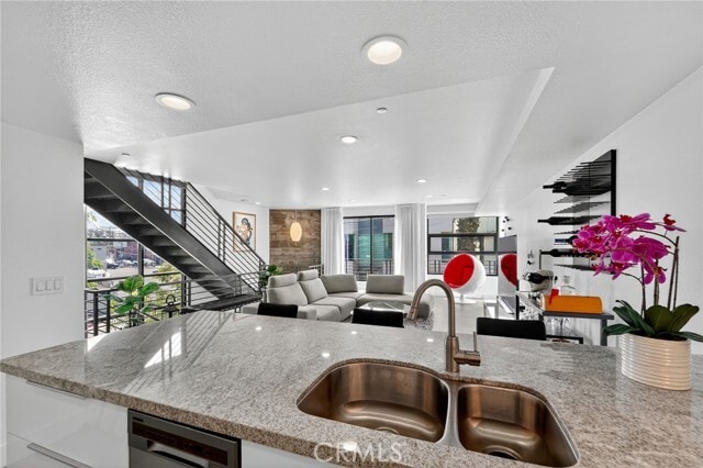 Building Photo - 1418 Innes Pl