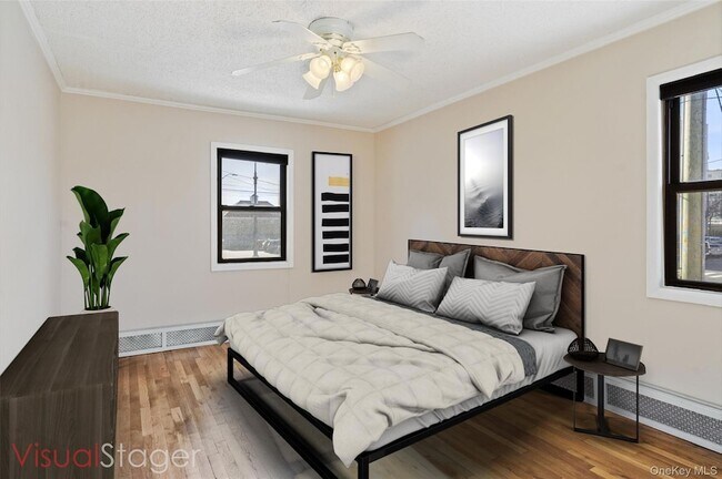 Building Photo - 65 W Broadway