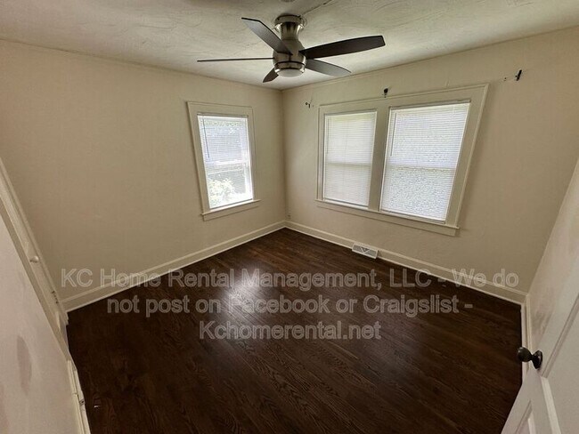 Building Photo - 6101 Fontana St