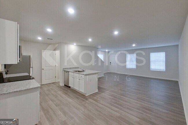 Building Photo - 528 Ivy Brook Way