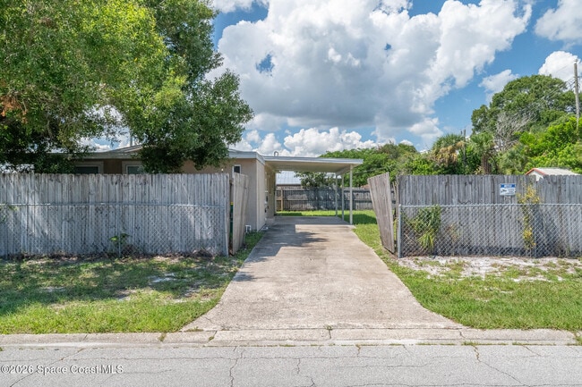 Building Photo - 2512 Sarno Rd