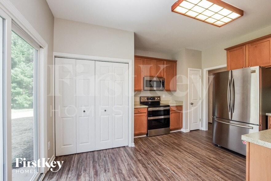 Building Photo - 9201 Aloysia Ln