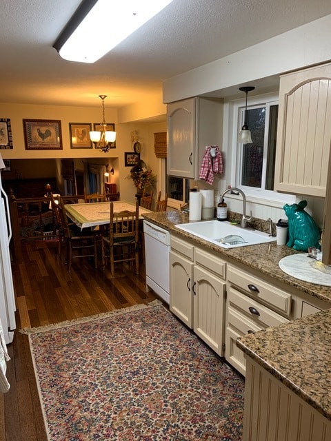 Eat-in Kitchen - 1417 Antero Dr