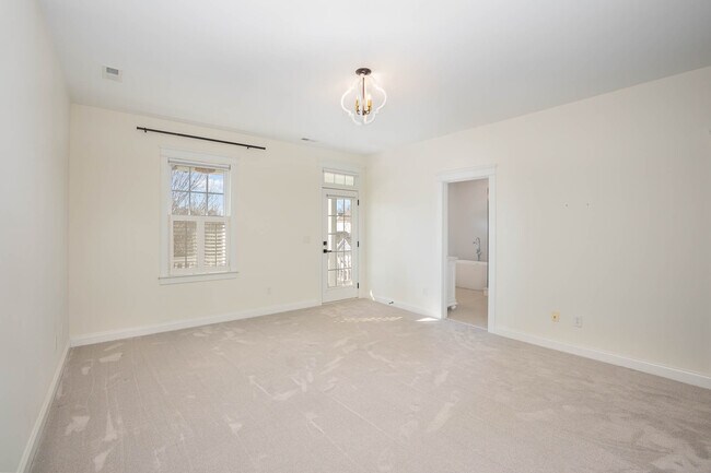 Building Photo - 12617 Doster Ave