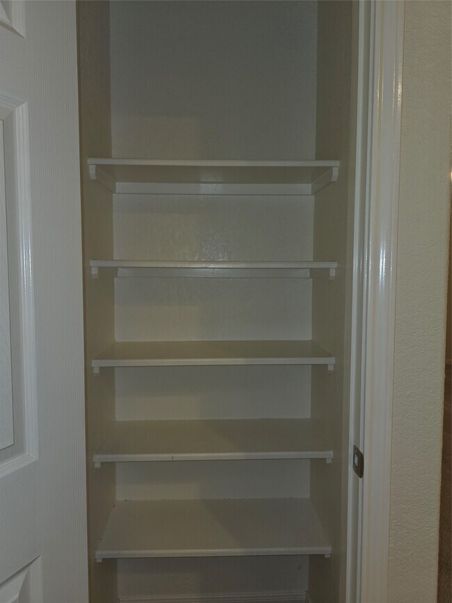 Building Photo - 11114 Opatrny Meadows Ln