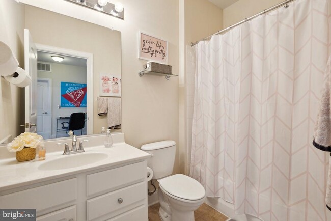 Building Photo - 15211 Lancashire Dr