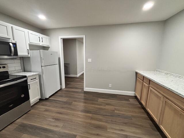 Building Photo - 3325 Valley Park Ave