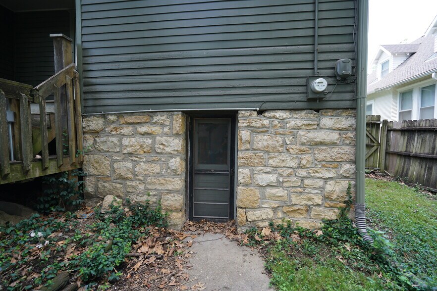 Building Photo - 942 Missouri St