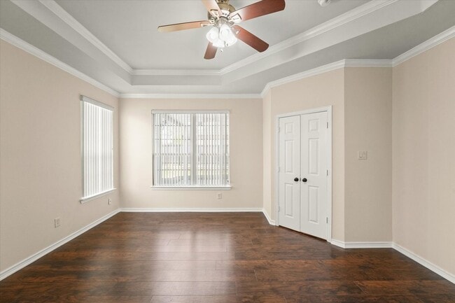 Building Photo - 1319 Lakeridge Ln