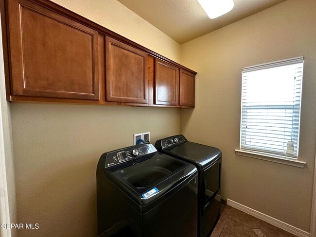 Building Photo - 5373 Guillermo Frias Ln