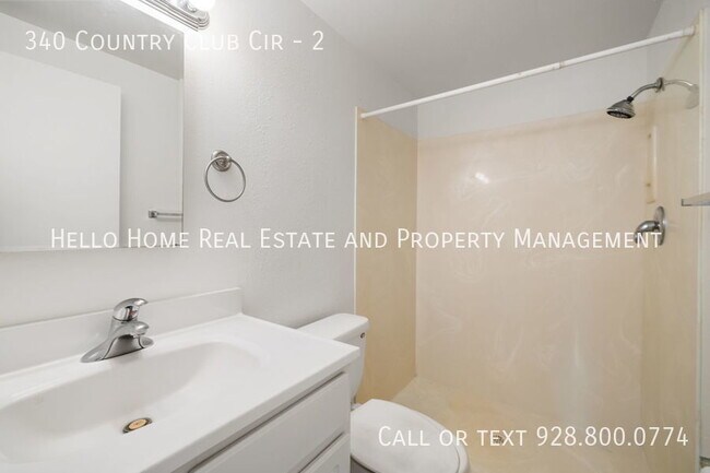 Building Photo - 340 Country Club Cir