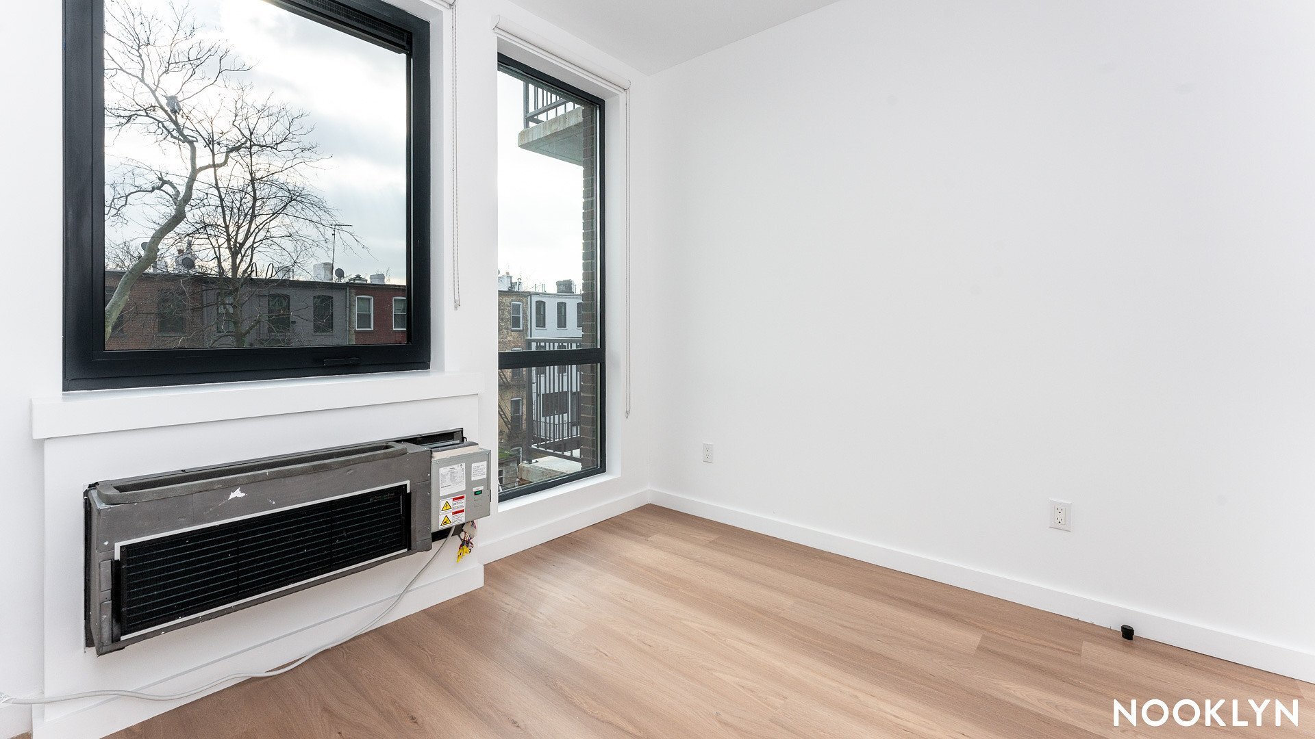 Building Photo - 654 Madison St