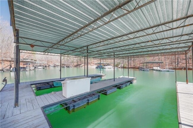 Building Photo - 5997 Warpath Rd