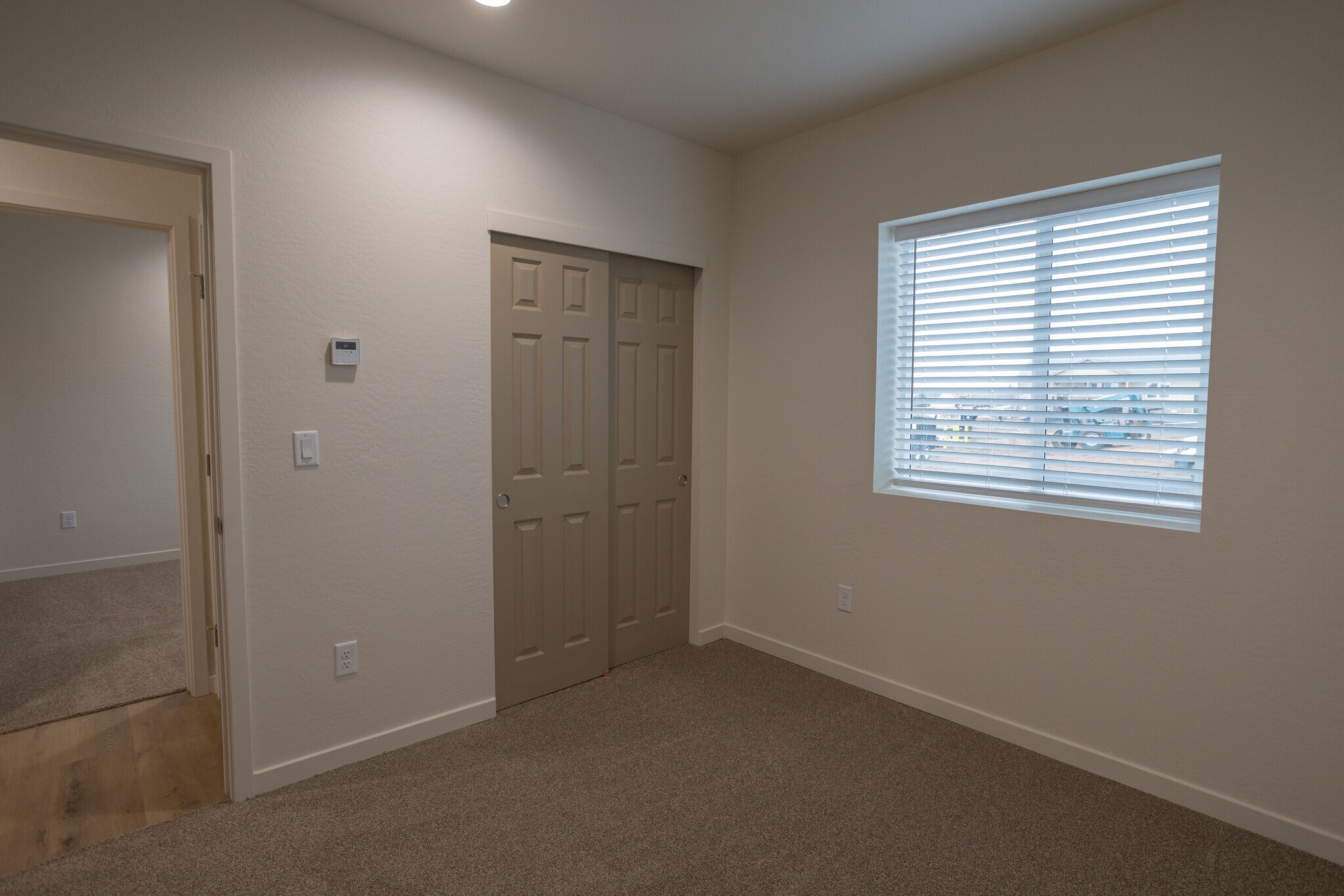 Bedroom - 731 W 6th St S