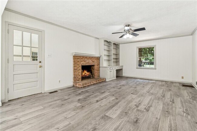 Building Photo - 2373 Wood Creek Ct