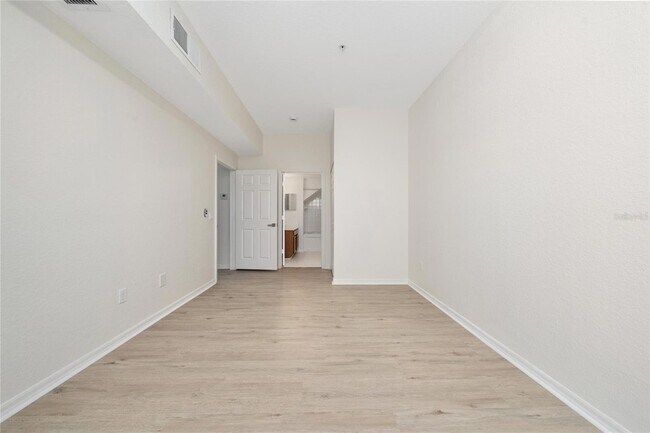 Building Photo - 2611 Gala Rd N