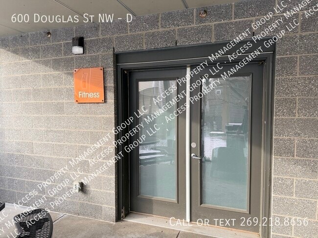 Building Photo - 600 Douglas St NW