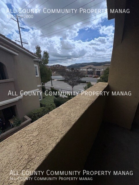 Building Photo - 41410 Juniper St