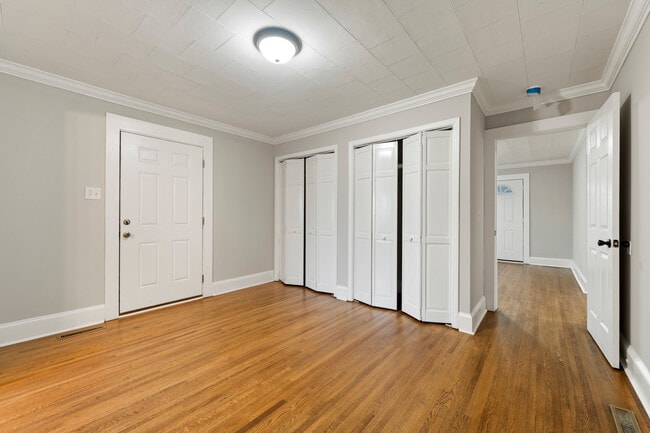 Building Photo - 602 Doby St