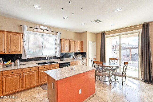 Building Photo - 17722 N 183rd Ave