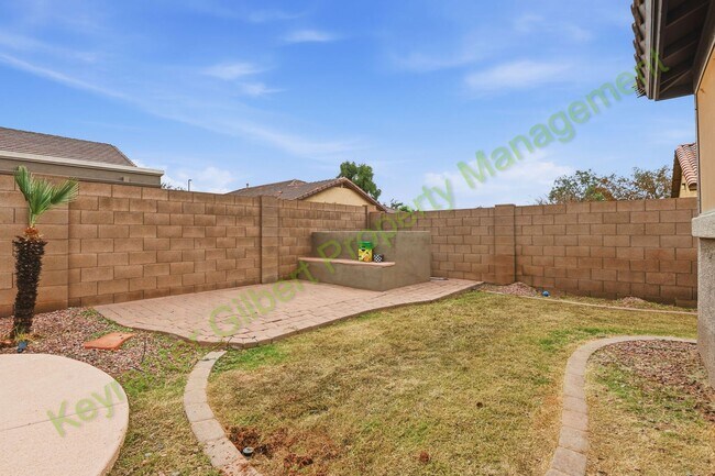 Building Photo - Enjoy Arizona Living in This Gilbert Home with Private Pool