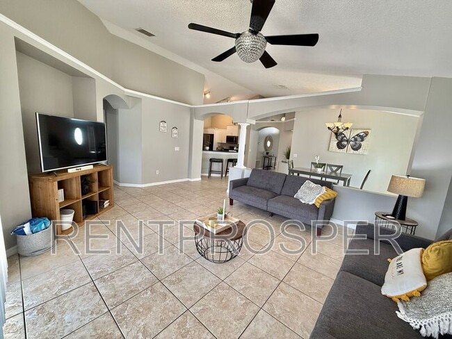 Building Photo - 600 Eagle Pointe S